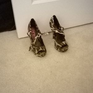 Kensie Girl Animal Print Heels